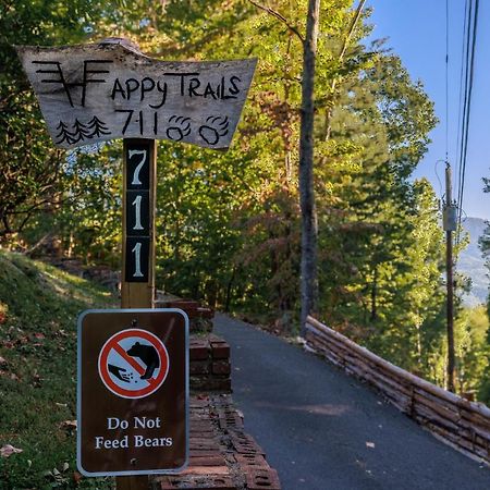 Happy Trails - Cobbly Nob Resort Home Gatlinburg Esterno foto