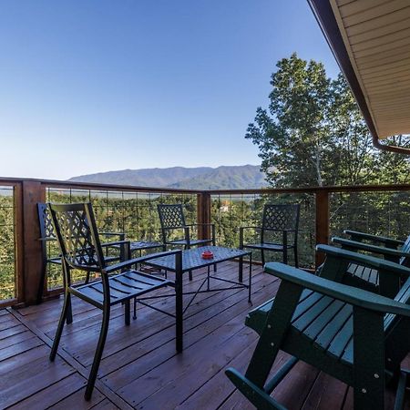 Happy Trails - Cobbly Nob Resort Home Gatlinburg Esterno foto