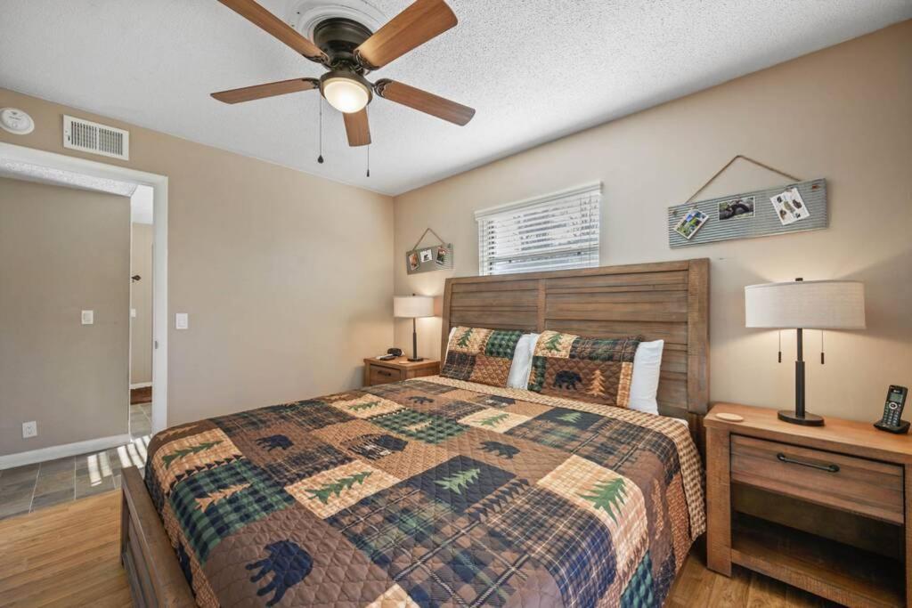 Happy Trails - Cobbly Nob Resort Home Gatlinburg Esterno foto