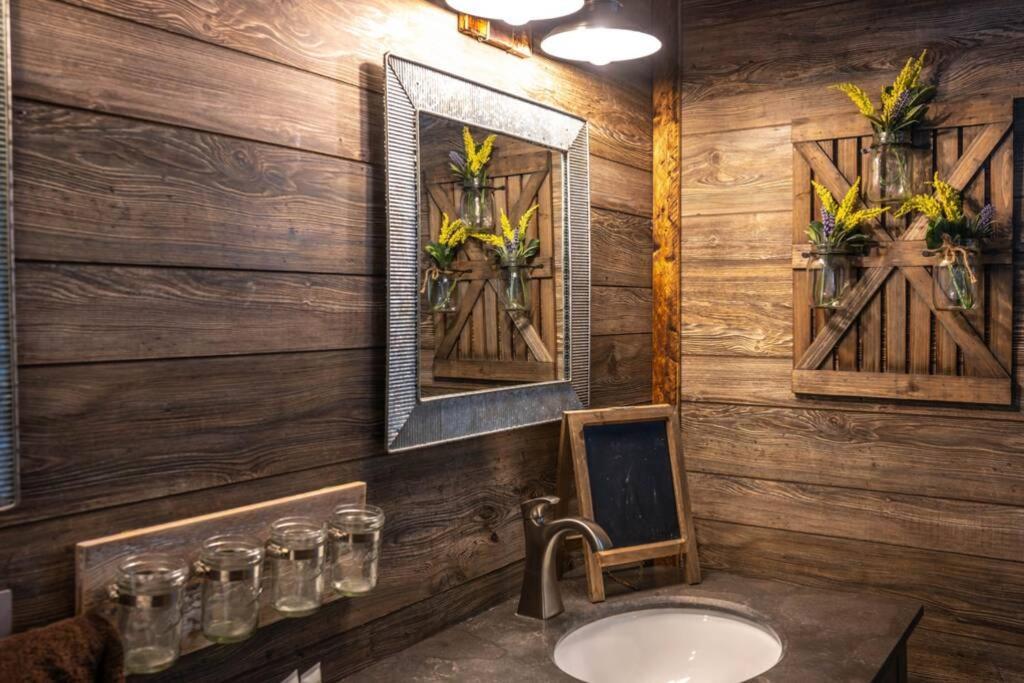 Happy Trails - Cobbly Nob Resort Home Gatlinburg Esterno foto