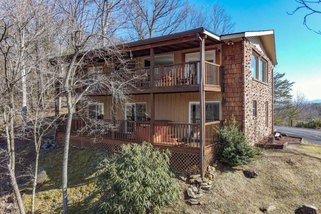 Happy Trails - Cobbly Nob Resort Home Gatlinburg Esterno foto