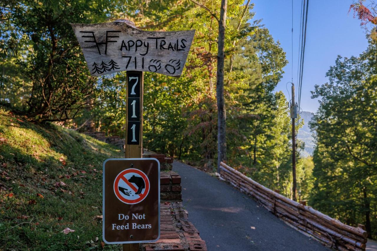 Happy Trails - Cobbly Nob Resort Home Gatlinburg Esterno foto