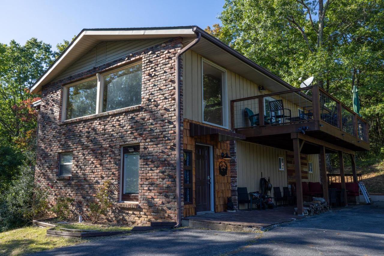 Happy Trails - Cobbly Nob Resort Home Gatlinburg Esterno foto